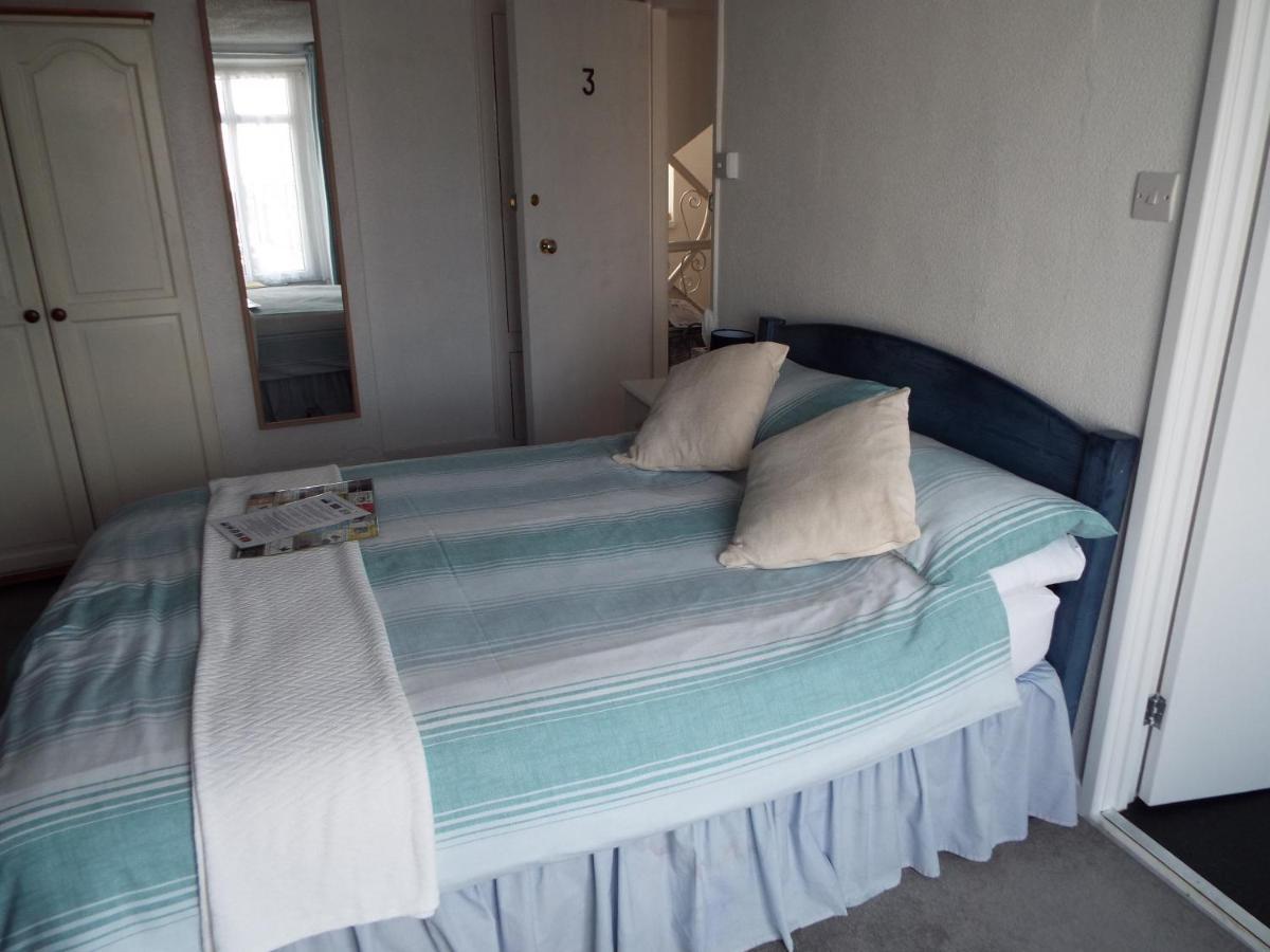 Corner House Guest House 바이드포드 외부 사진