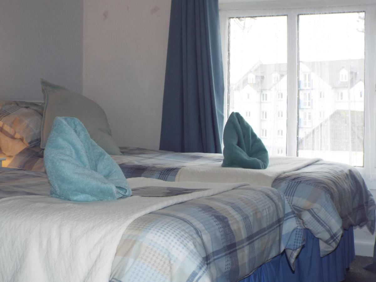 Corner House Guest House 바이드포드 외부 사진