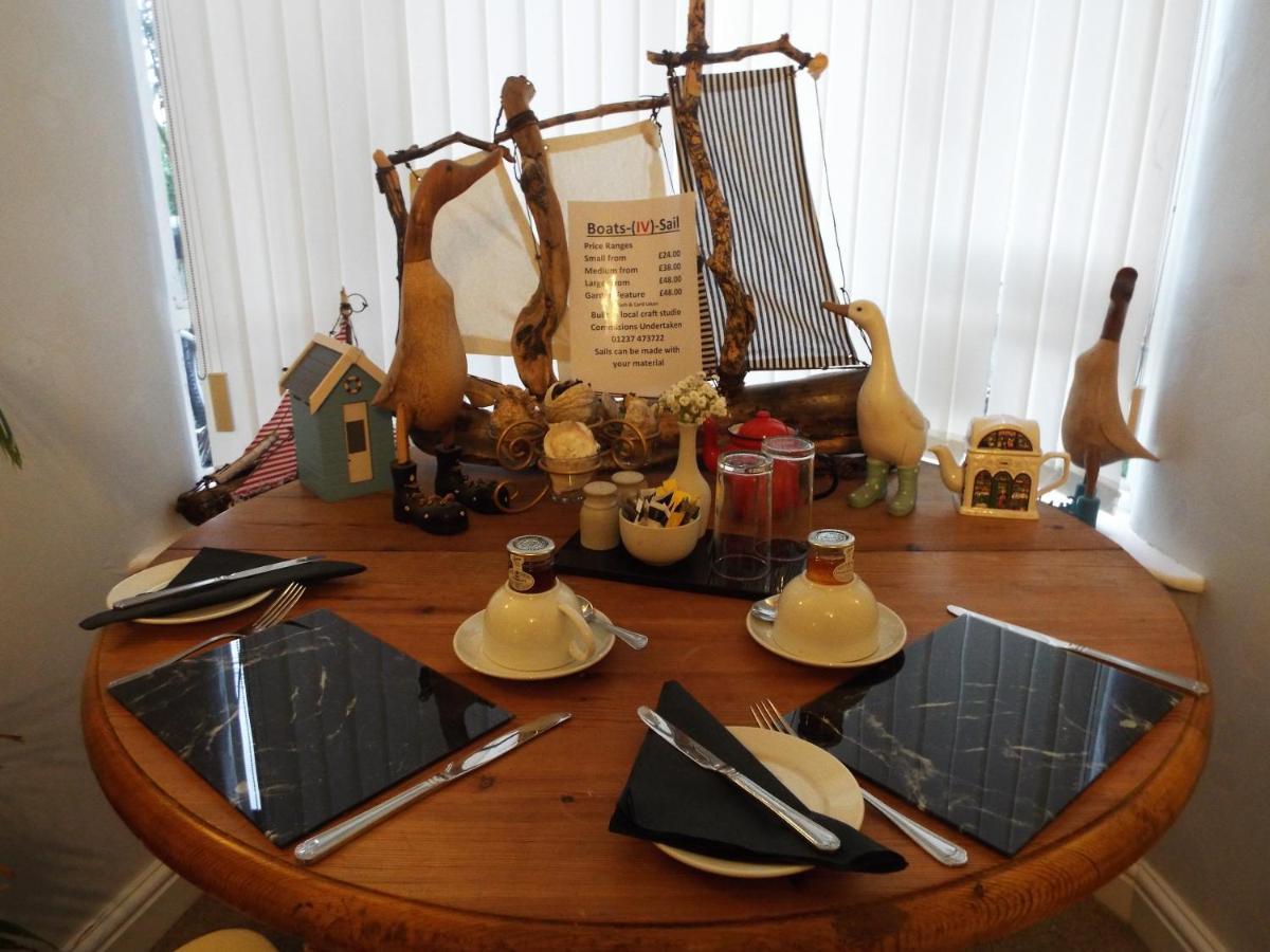 Corner House Guest House 바이드포드 외부 사진